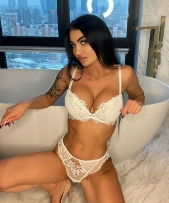 Мила